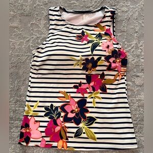 Lands’End size 8 high neck tankini stripes w/ floral pattern soft padded cup